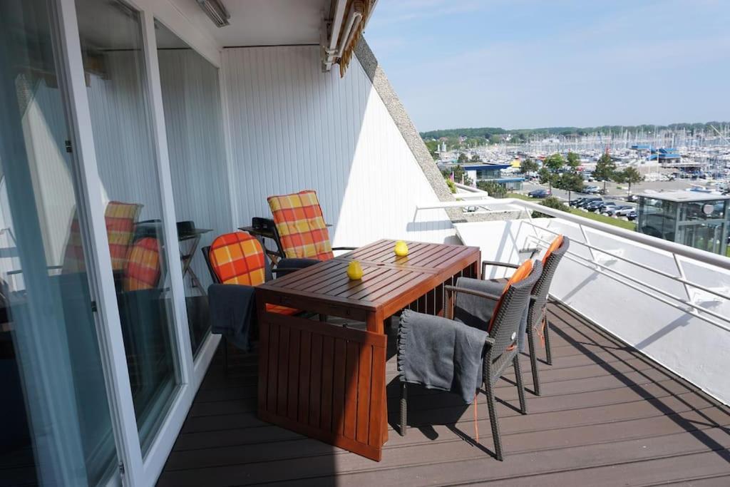 Appartement Panoramablick Und Den Strand Direkt Vor Der Tuer à Kiel Extérieur photo